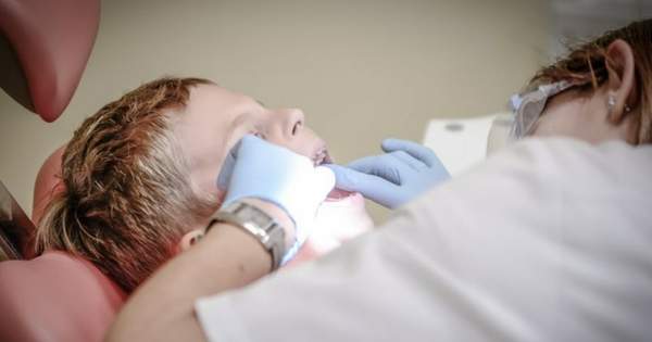 10 razones para visitar al dentista