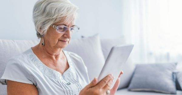 5 pasos para mejorar la vista cansada en el adulto mayor