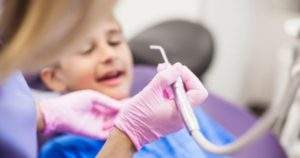 5 ventajas de la limpieza dental con ultrasonido