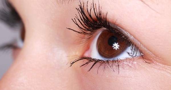 ¿Cómo prevenir el envejecimiento ocular prematuro?