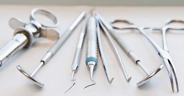 Equipos y material necesario para un consultorio odontológico