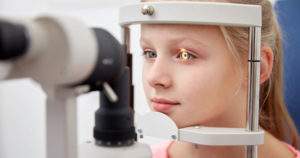 Guia para resguardar la salud ocular de tus hijos