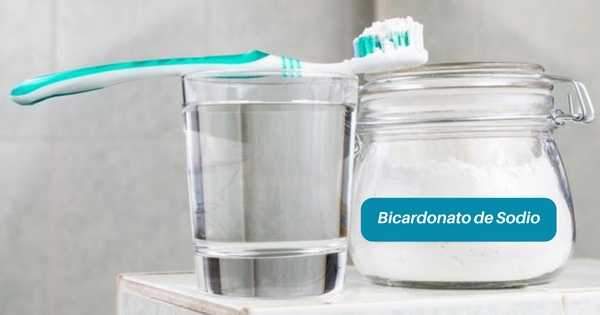 Bicarbonato de sodio ¿Ayuda o afecta los dientes?