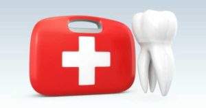 ¿Cómo hacer tu propio kit dental de primeros auxilios