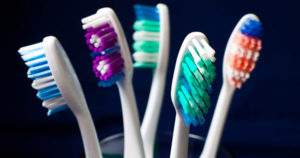 La Importancia de saber elegir un cepillo de dientes