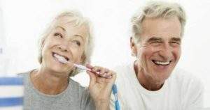 ¿La salud bucal tiene un impacto en tú longevidad?