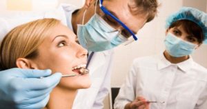 ¿Qué hacer en caso de un absceso dental?